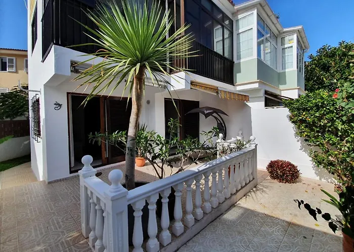 아파트 Luminoso Con Patio Y Jardin